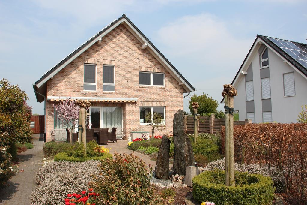 Haus Rheinblick Bed & Breakfast Grieth Ruang foto