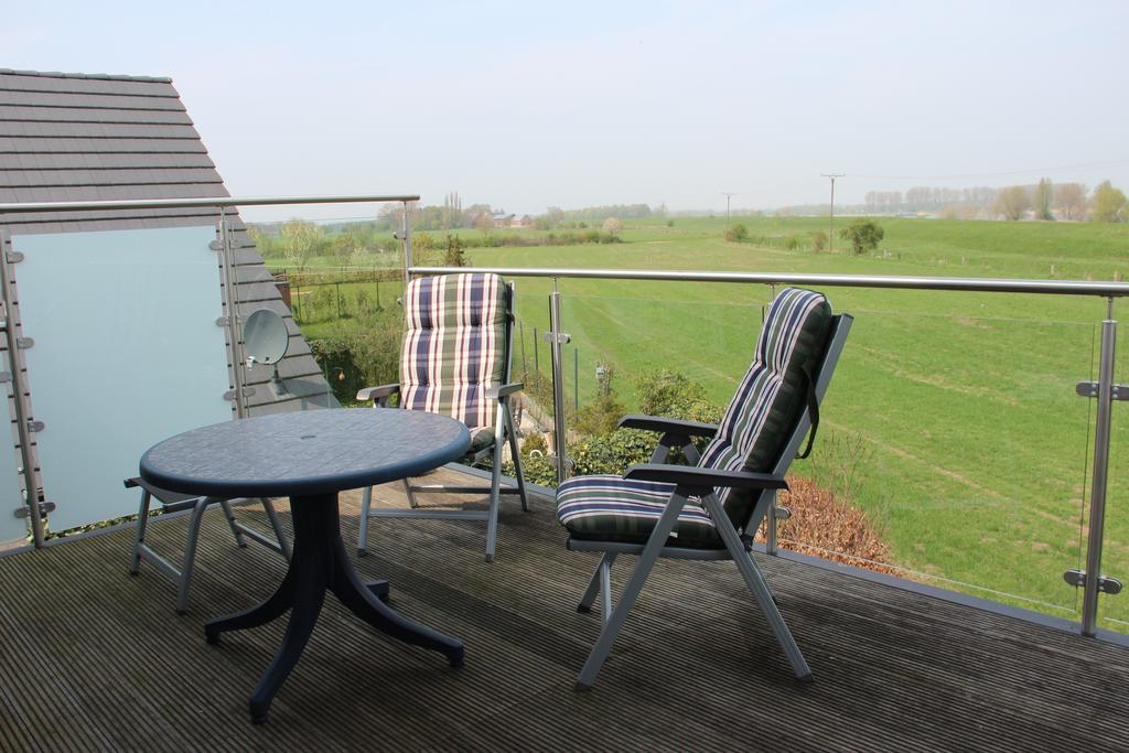 Haus Rheinblick Bed & Breakfast Grieth Bagian luar foto